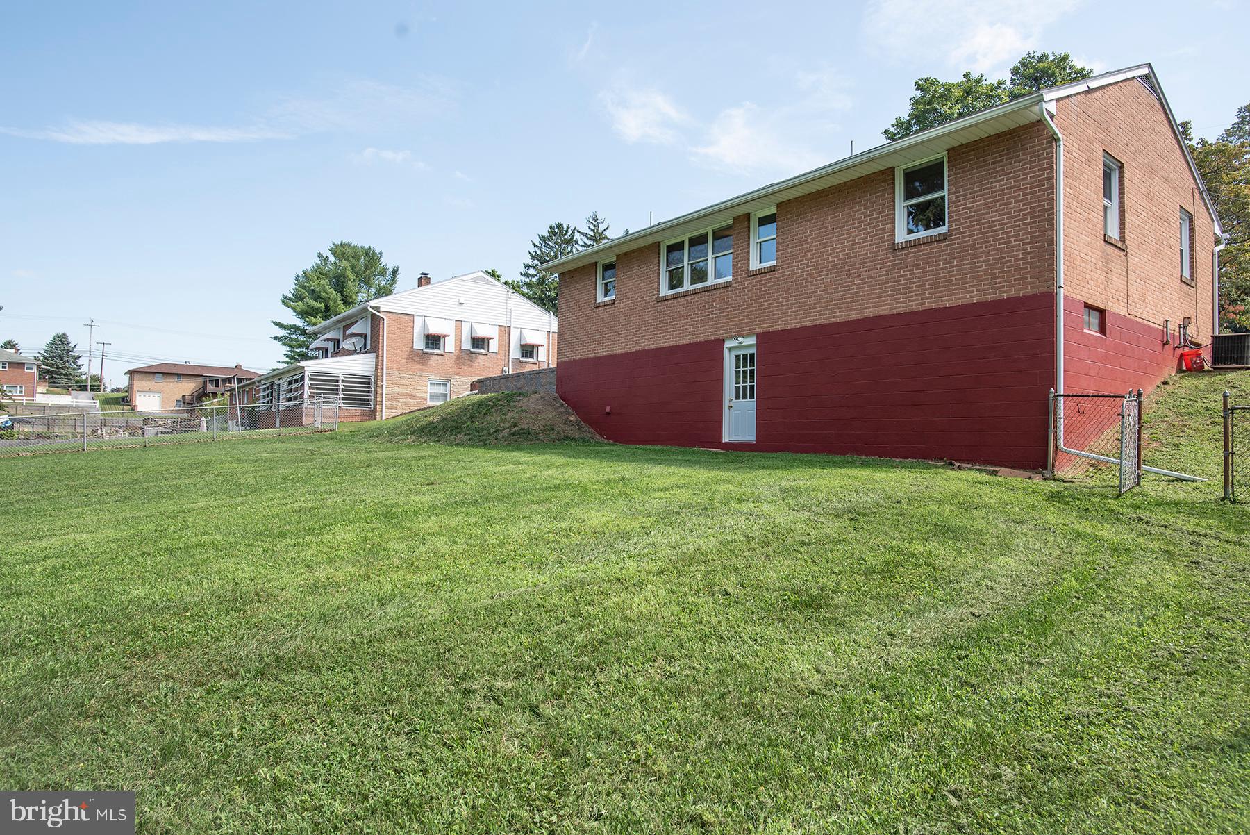 11828 Patrick Road Hagerstown, MD 21742 - Photo 8 of 29 Gallery Image 8
