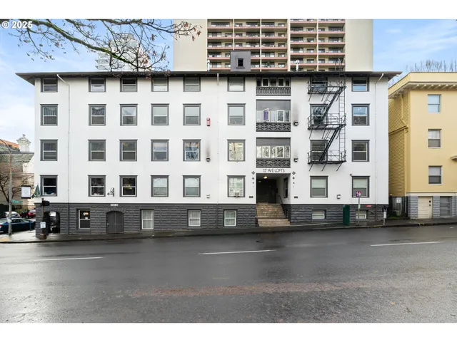 $165,000 | 1104 Southwest Columbia Street, Unit 203, Portland, OR 97201