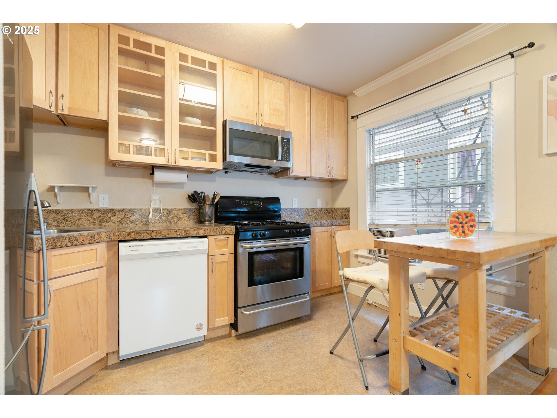 1104 Southwest Columbia Street, Unit 203 Portland, OR 97201 - Photo 18 of 25