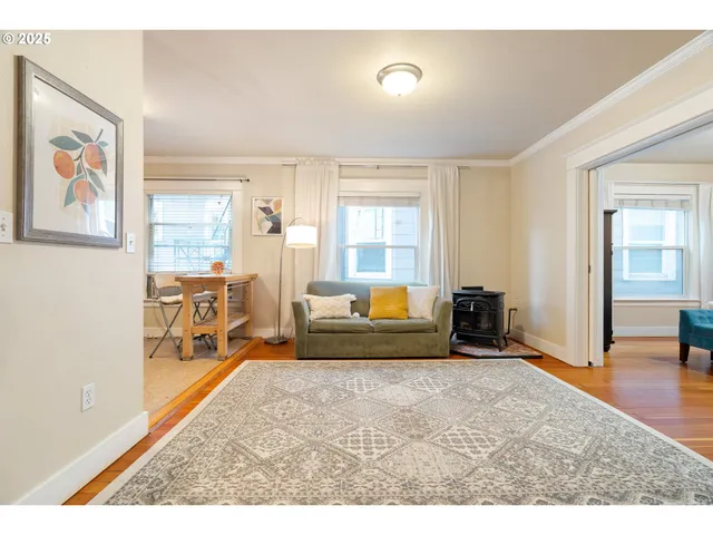 $165,000 | 1104 Southwest Columbia Street, Unit 203, Portland, OR 97201