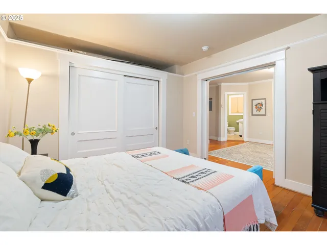 $165,000 | 1104 Southwest Columbia Street, Unit 203, Portland, OR 97201