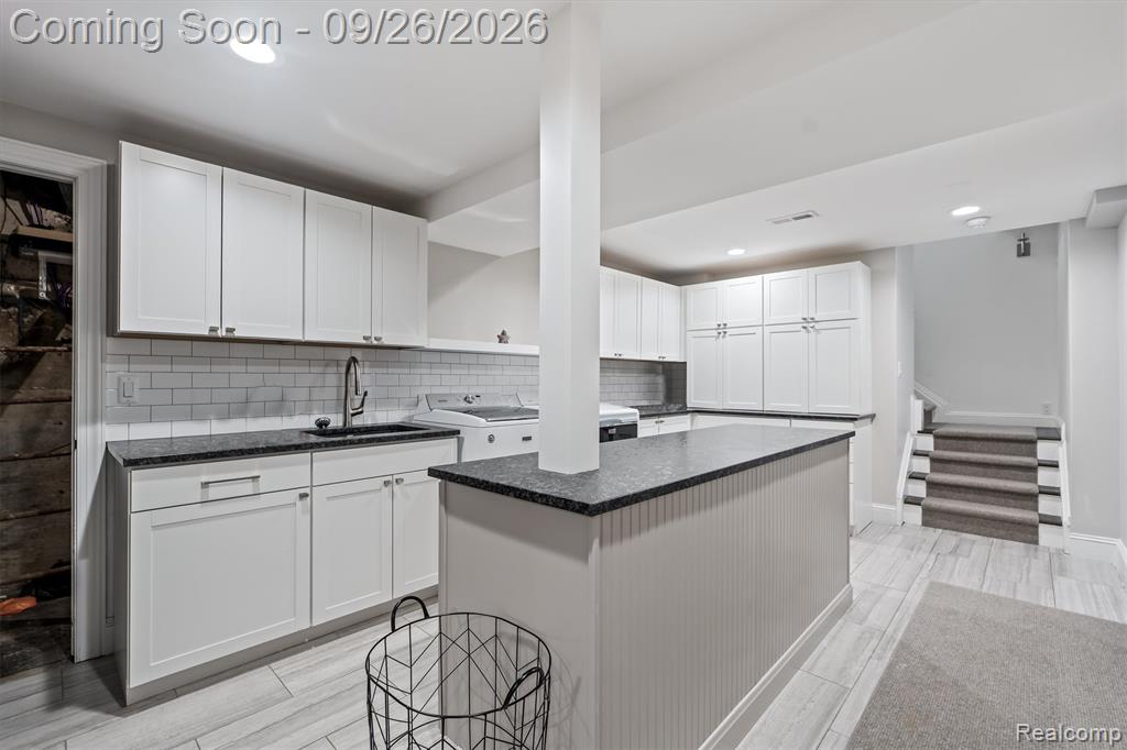 477 Dunston Road Bloomfield Hills, MI 48304 - Photo 47 of 53 Gallery Image 47