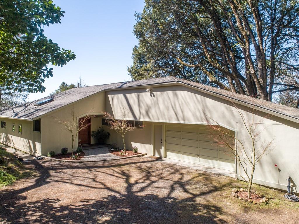 20143 Beatty Ridge Road Los Gatos, CA 95033 - Photo 2 of 38