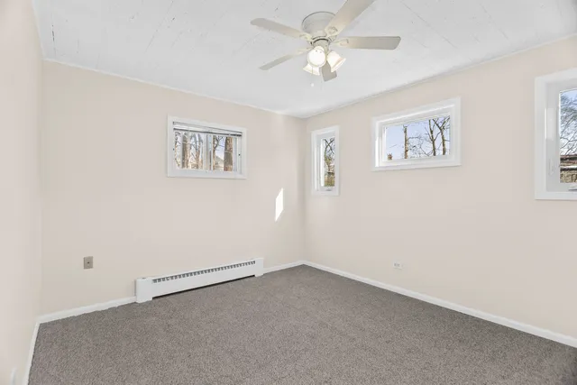 $3,975 | 537 County Line Road, Highland Park, IL 60035