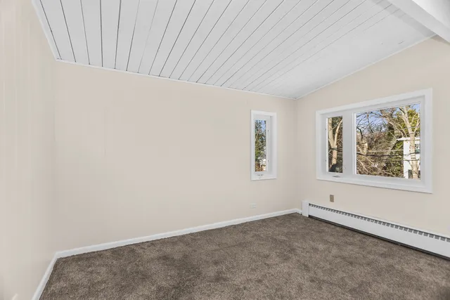 $3,975 | 537 County Line Road, Highland Park, IL 60035