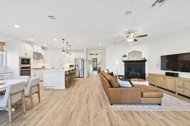 $925,000 | 2913 Fallcrest Bend, Leander, TX 78641