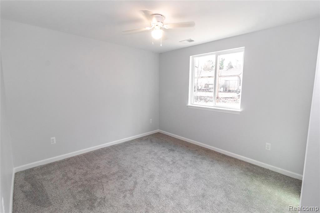5155 Coldwater Road Columbiaville, MI 48421 - Photo 15 of 24 Gallery Image 15