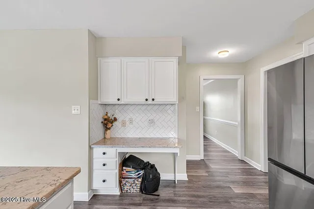 $2,400 | 329 Iverleigh Lane, Jacksonville, NC 28540