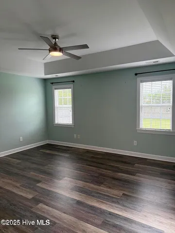 $2,400 | 329 Iverleigh Lane, Jacksonville, NC 28540