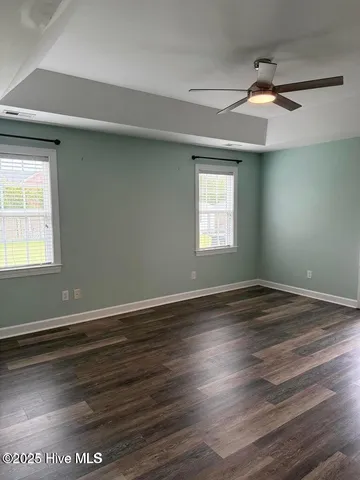 $2,400 | 329 Iverleigh Lane, Jacksonville, NC 28540