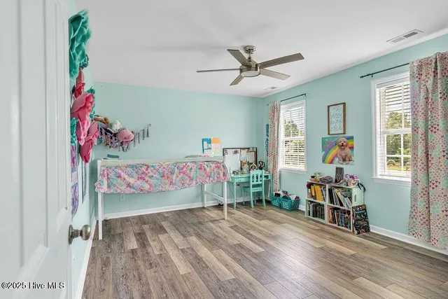 $2,400 | 329 Iverleigh Lane, Jacksonville, NC 28540