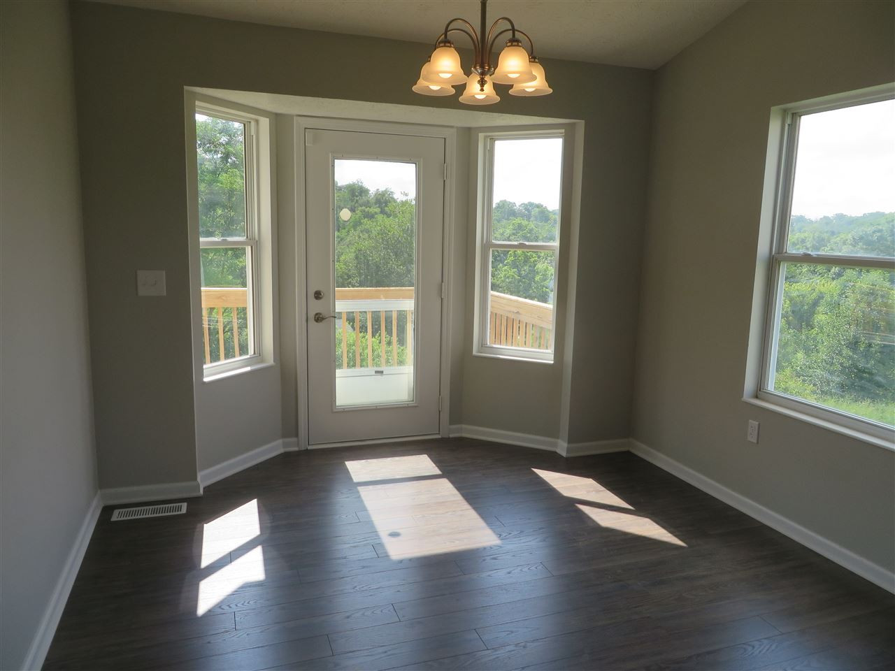 113 Roman Way Independence, KY 41051 - Photo 4 of 21 Gallery Image 4