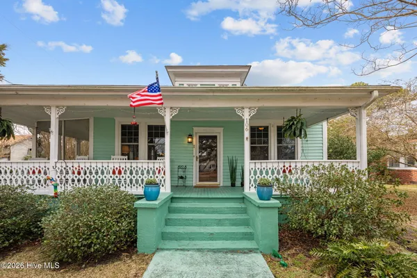 $285,000 | 106 2nd Street, Vandemere, NC 28587