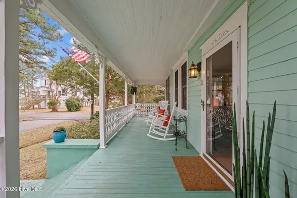 $285,000 | 106 2nd Street, Vandemere, NC 28587