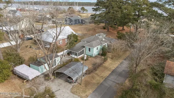$285,000 | 106 2nd Street, Vandemere, NC 28587