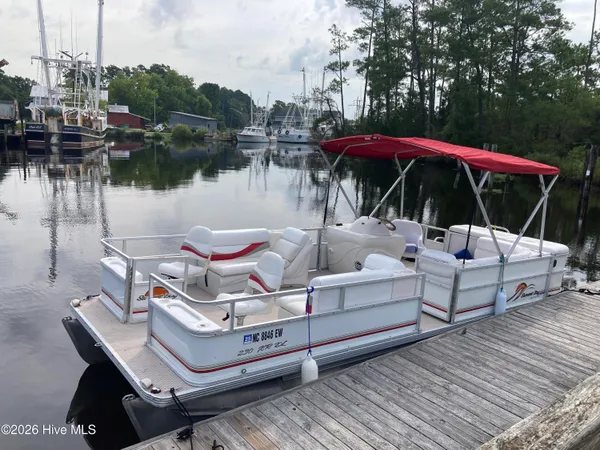 $285,000 | 106 2nd Street, Vandemere, NC 28587