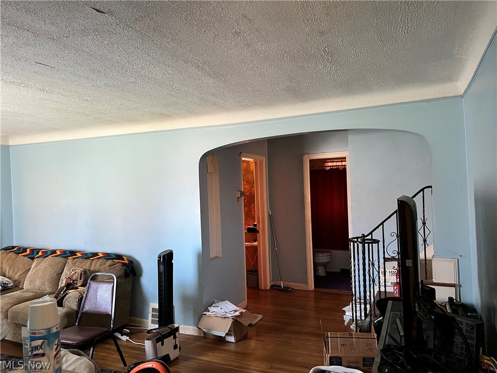 16306 Helmsdale Road Cleveland, OH 44112 - Photo 7 of 23 Gallery Image 7