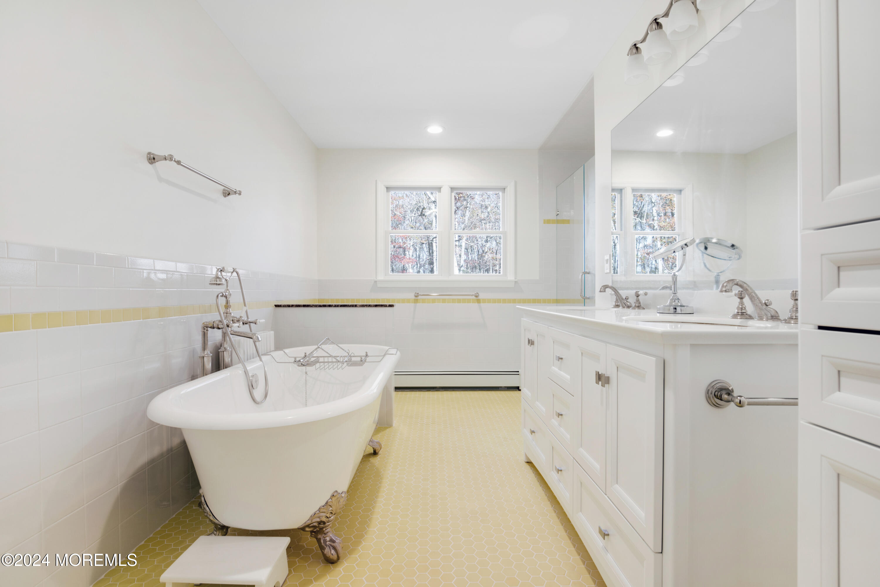 544 Hyson Road Jackson, NJ 08527 - Photo 10 of 14 Interior-16