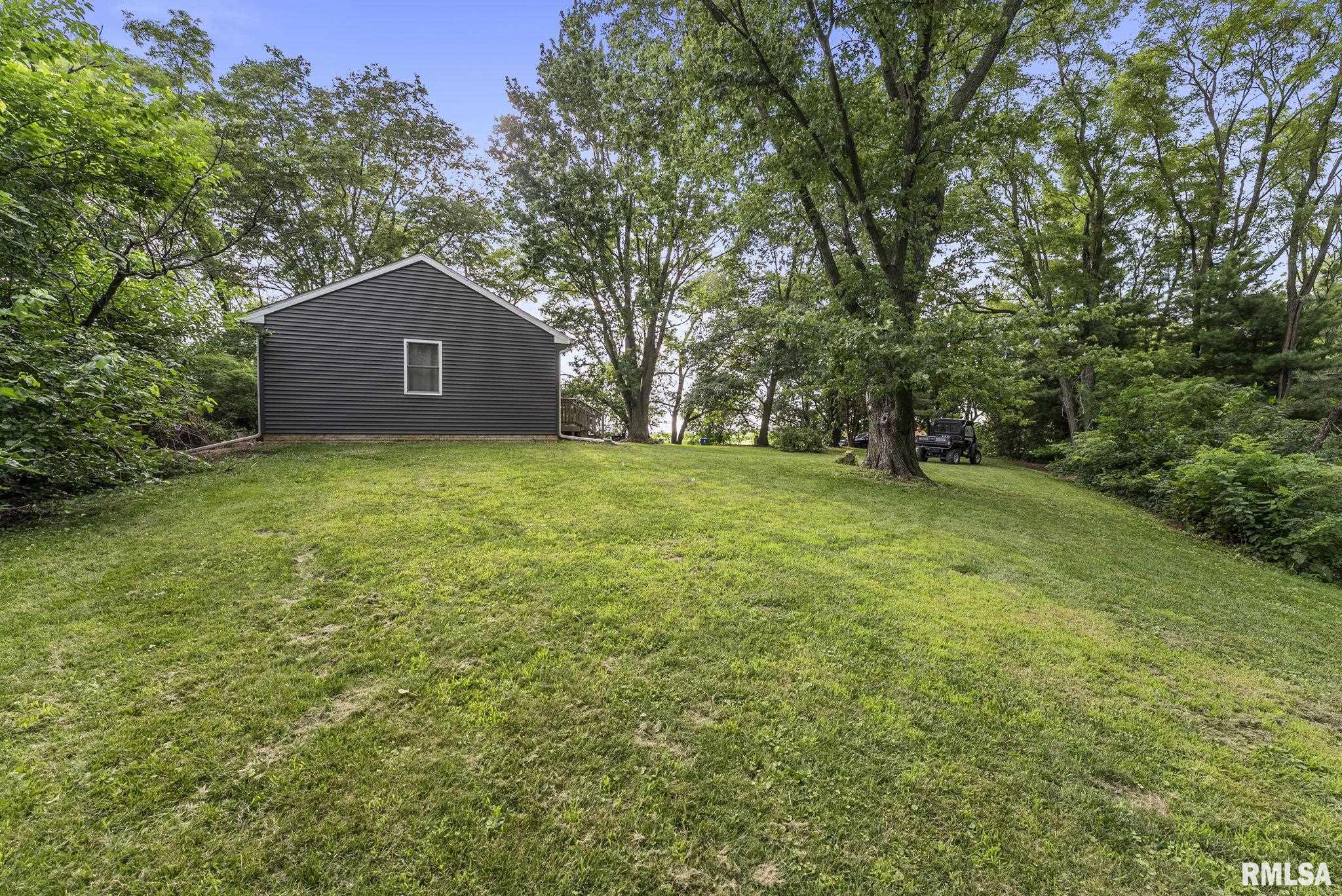 20058 Wells Ferry Road Bettendorf, IA 52722 - Photo 24 of 25 Gallery Image 24
