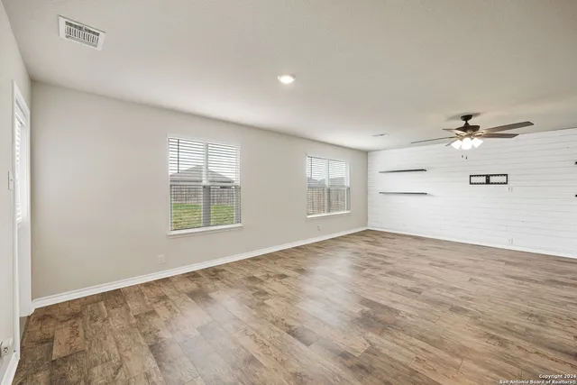 $2,050 | 13123 Minuet Sway, San Antonio, TX 78252