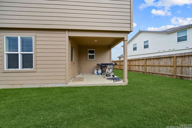 $2,050 | 13123 Minuet Sway, San Antonio, TX 78252
