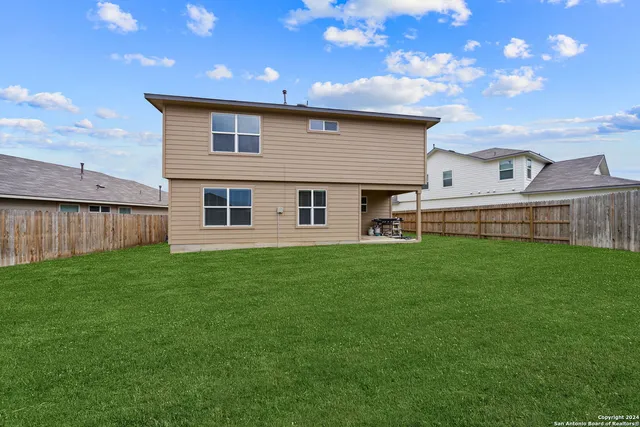 $2,050 | 13123 Minuet Sway, San Antonio, TX 78252