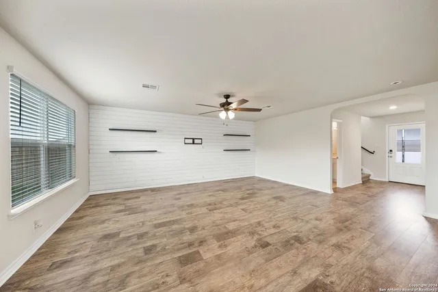 $2,050 | 13123 Minuet Sway, San Antonio, TX 78252