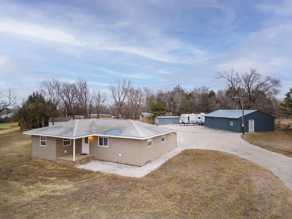 $249,900 | 9239 202nd Road, Winfield, KS 67156