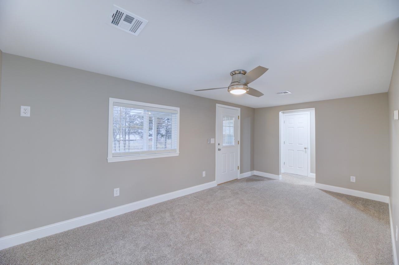 9239 202nd Road Winfield, KS 67156 - Photo 6 of 32