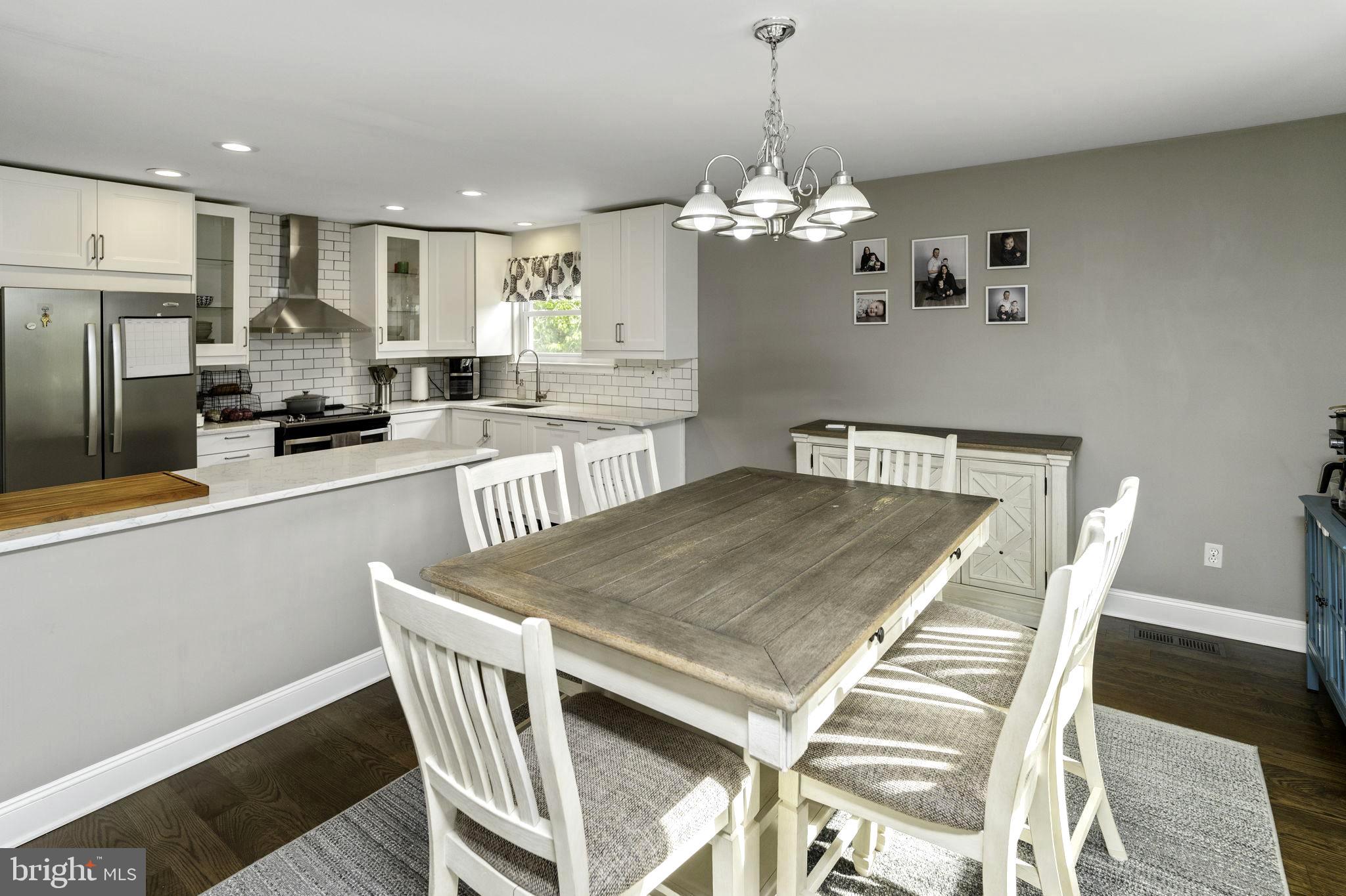 445 Kismet Road Philadelphia, PA 19115 - Photo 7 of 36