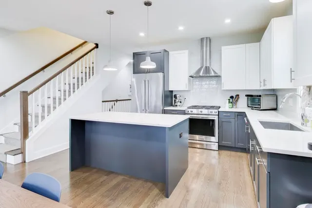 $640,000 | 1819 North St Louis Avenue, Unit 2RN, Chicago, IL 60647