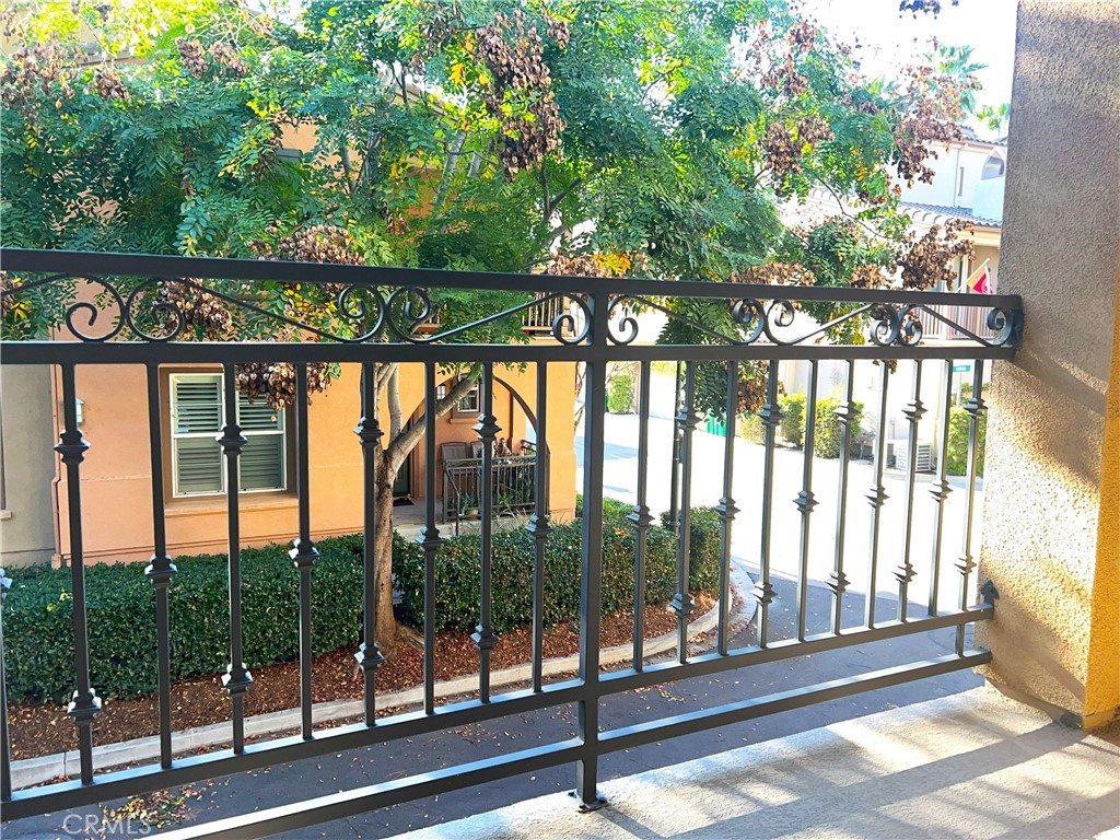 36 Martino Ladera Ranch, CA 92694 - Photo 5 of 35 balcony off the dining room