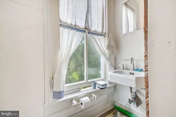 $1,250,000 | 900 Ficklen Road, Fredericksburg, VA 22405