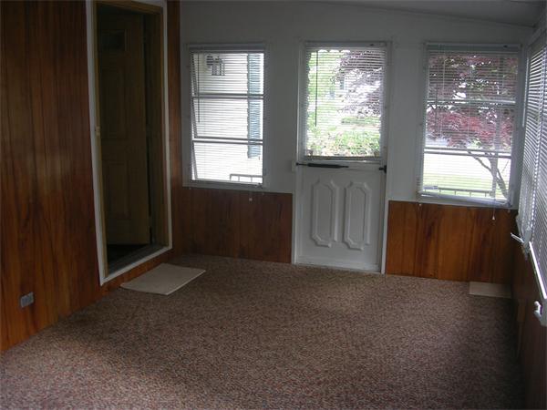 13 Minute Man Road Taunton, MA 02780 - Photo 4 of 14 Gallery Image 4