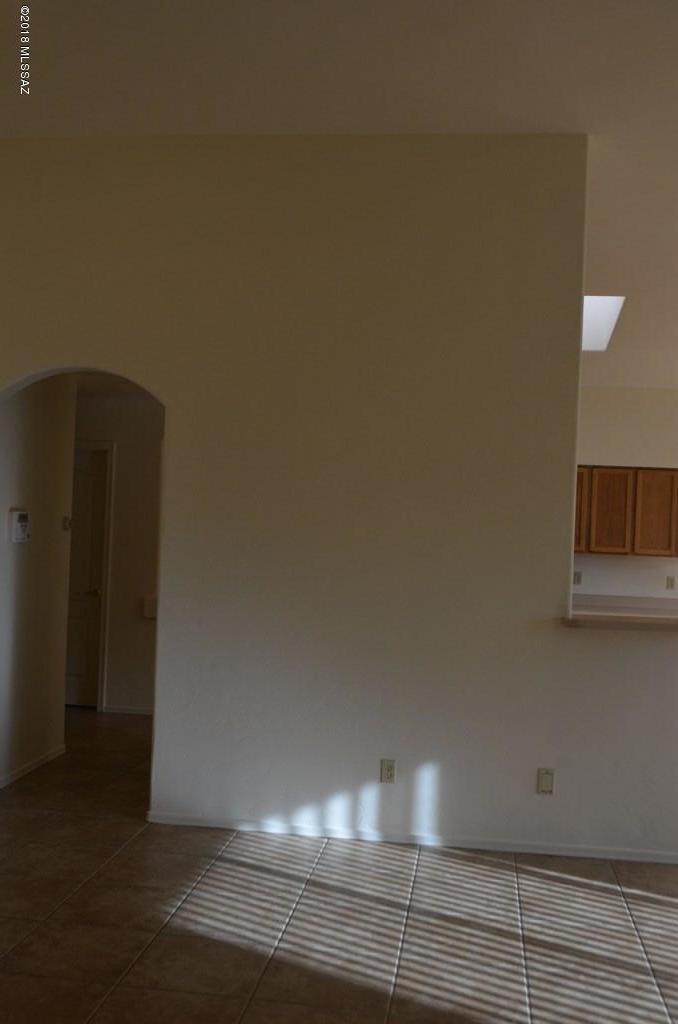 11240 North Sawtooth Road Oro Valley, AZ 85737 - Photo 21 of 44