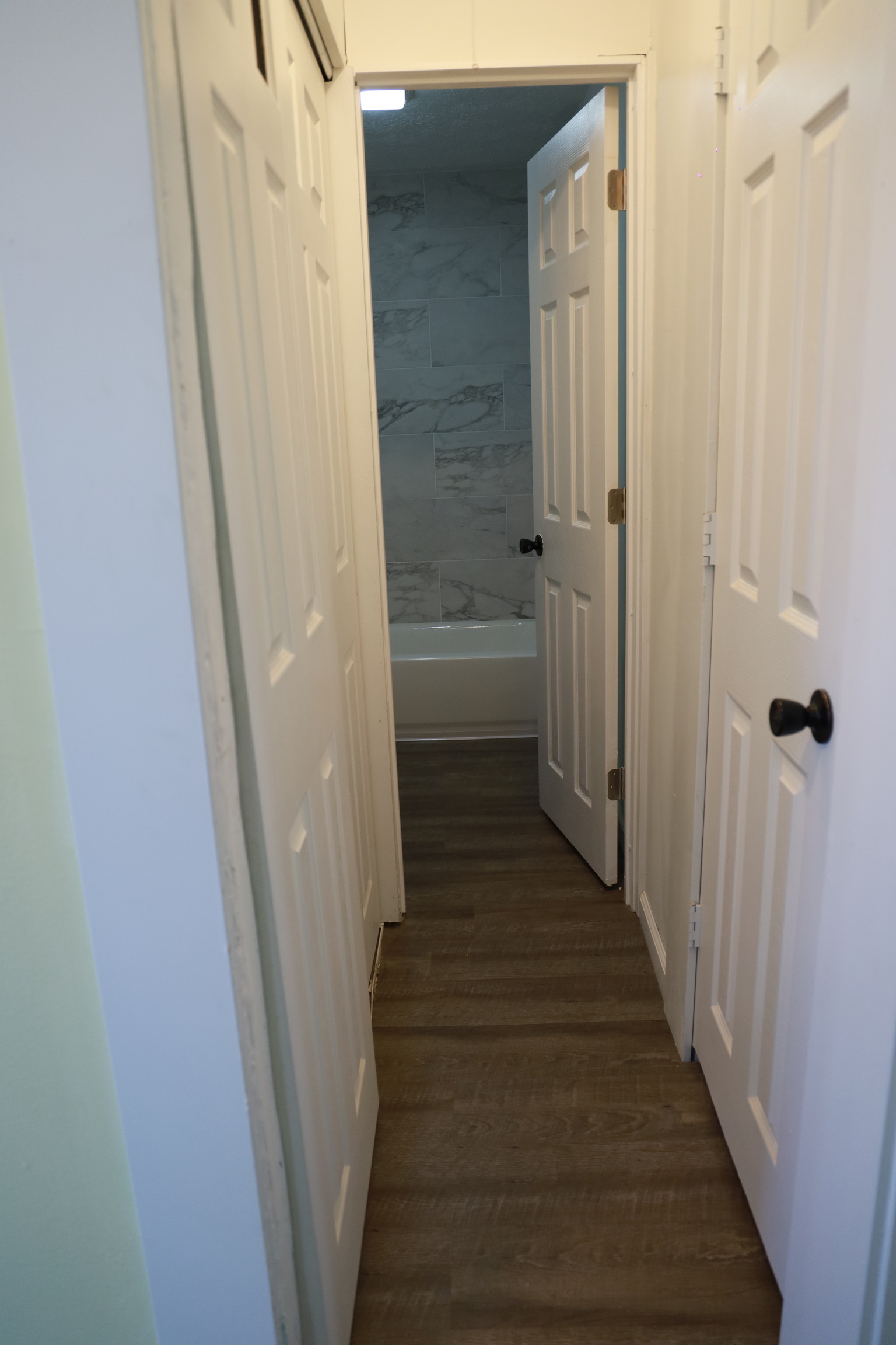 8002 Roy Road Indianapolis, IN 46219 - Photo 11 of 46 Gallery Image 11