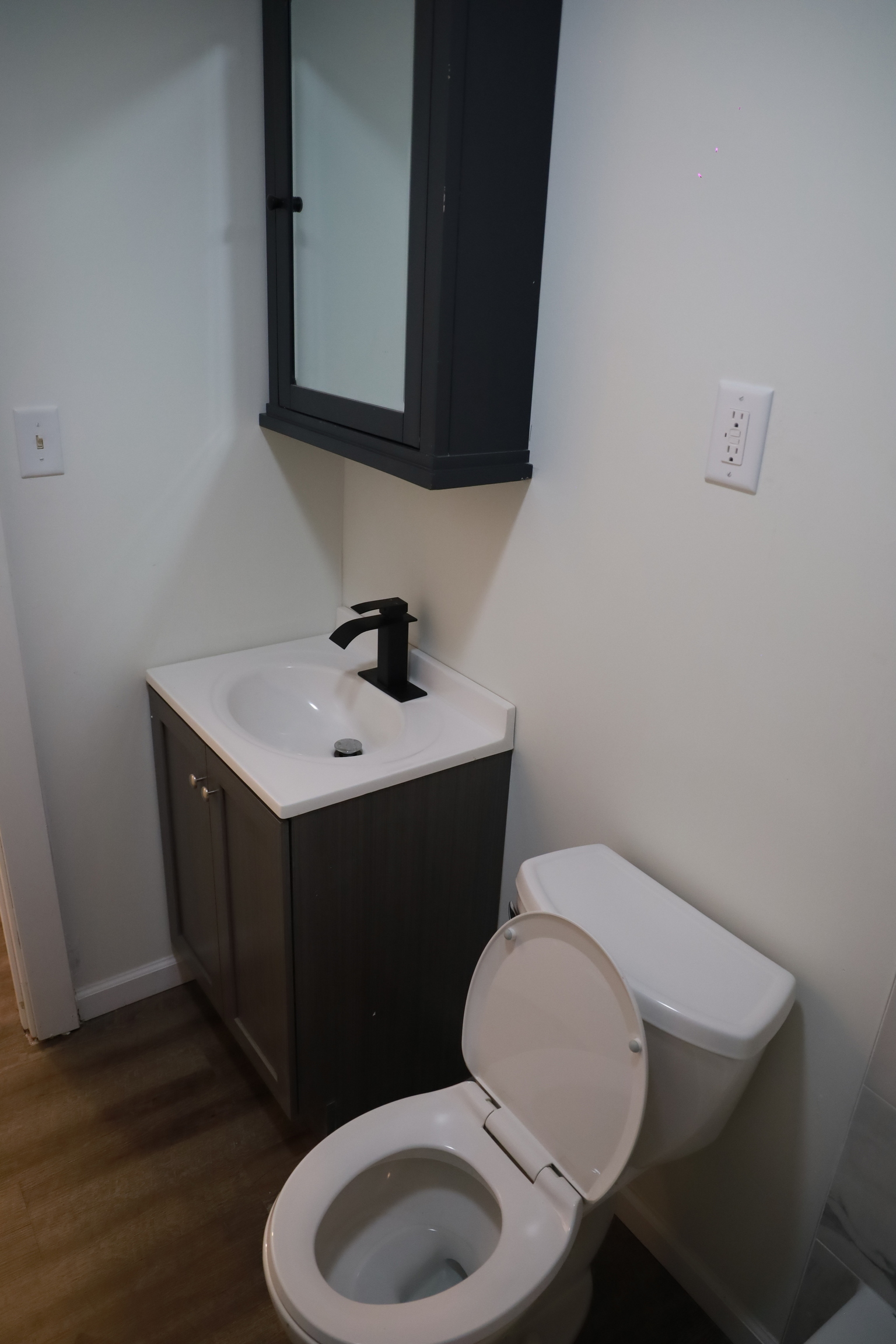 8002 Roy Road Indianapolis, IN 46219 - Photo 14 of 46 Gallery Image 14
