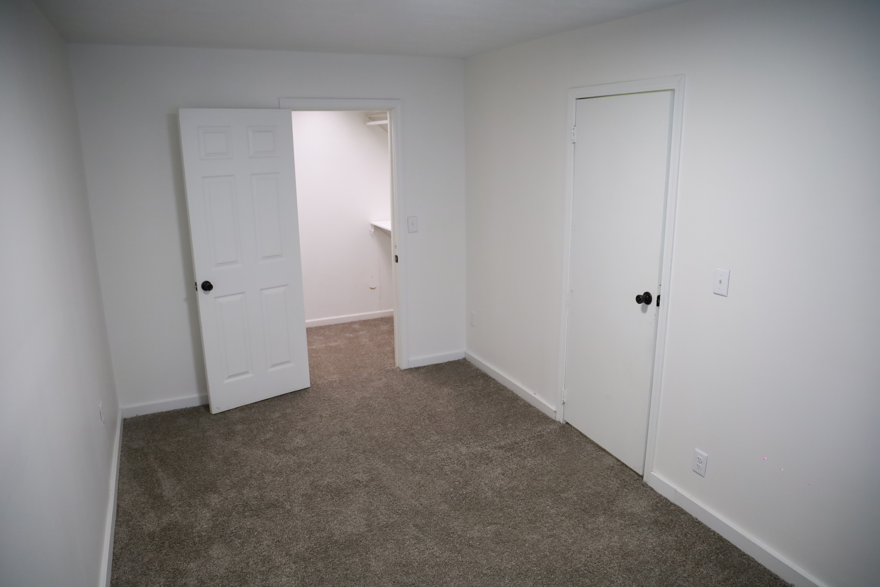 8002 Roy Road Indianapolis, IN 46219 - Photo 22 of 46 Gallery Image 22