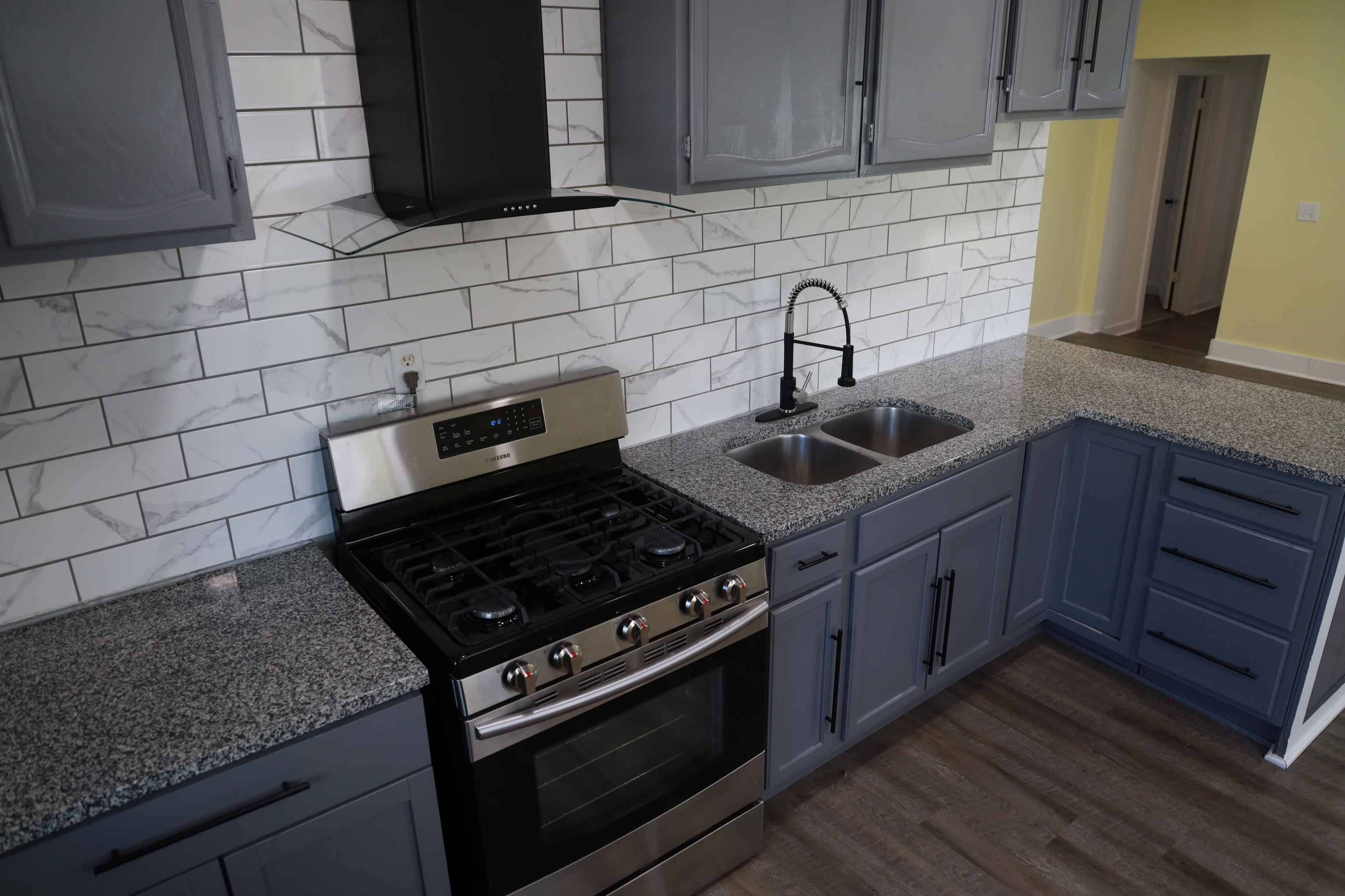 8002 Roy Road Indianapolis, IN 46219 - Photo 7 of 46 Gallery Image 7