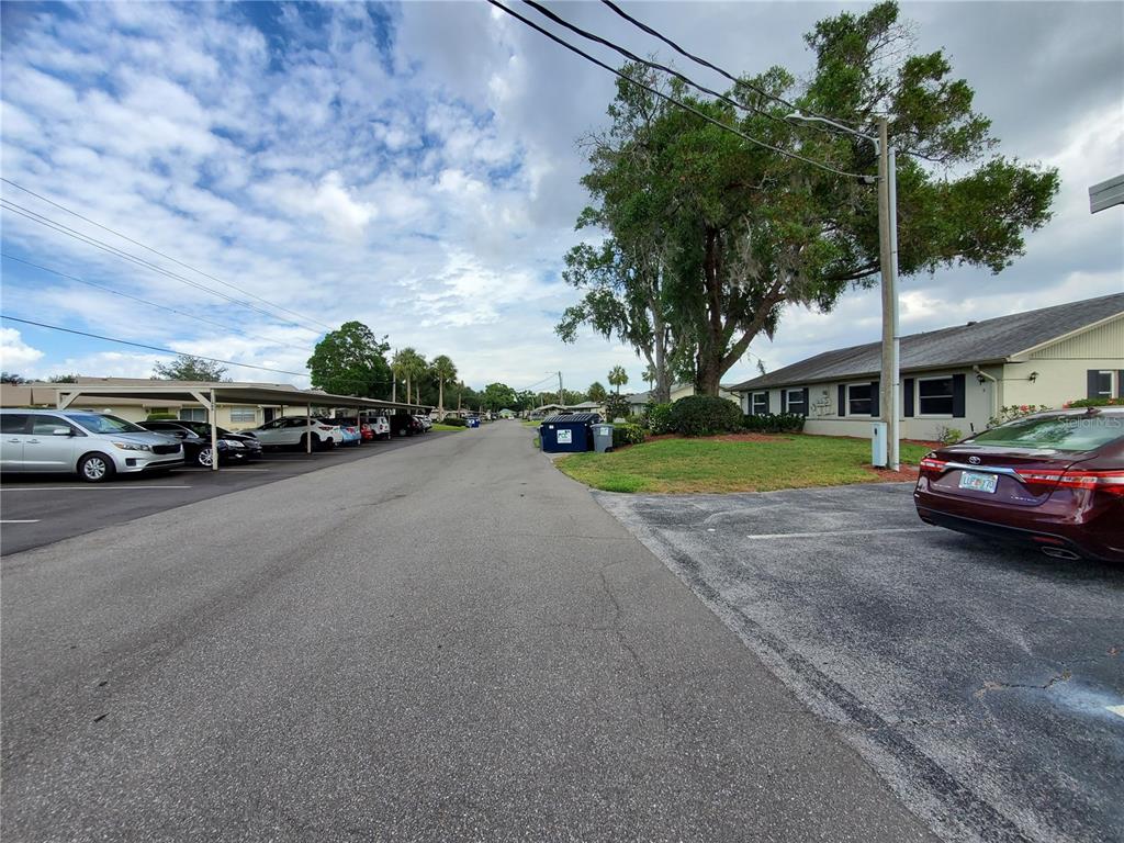 1905 Canterbury Lane, Unit E9 Sun City Center, FL 33573 - Photo 26 of 57