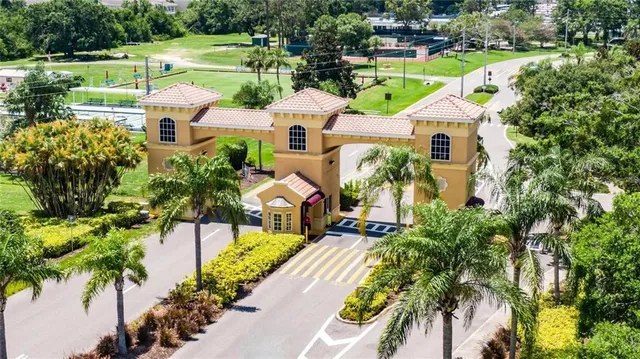 $1,850 | 1905 Canterbury Lane, Unit E9, Sun City Center, FL 33573