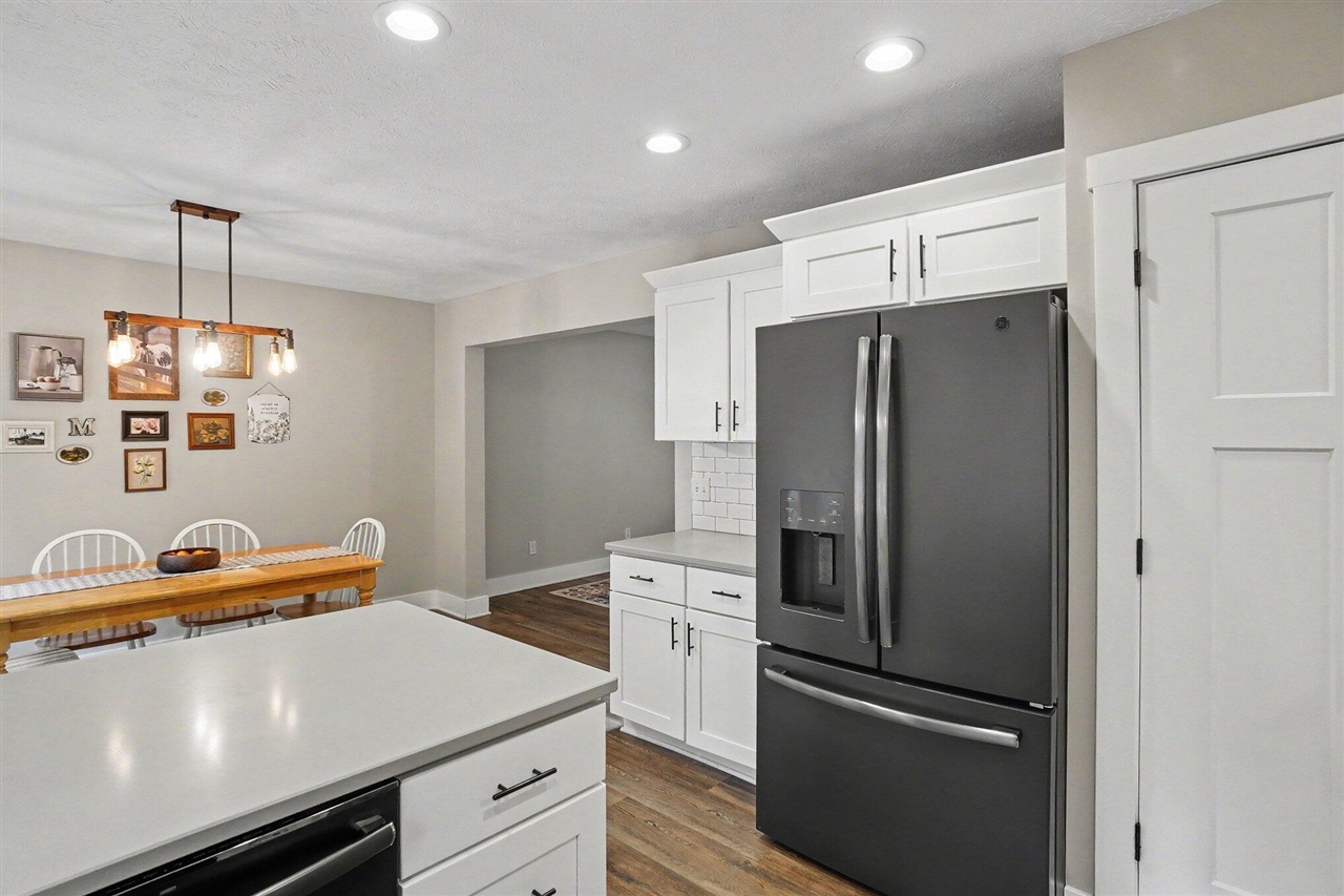 2350 South Sullivan Road Ravenna, MI 49451 - Photo 4 of 26 Gallery Image 4