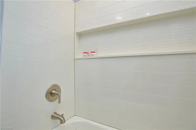 $2,000 | 5385 Macy Grove Road, Kernersville, NC 27284