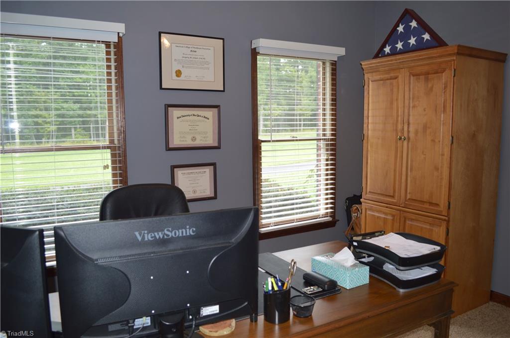 4106 Westfield Road Mount Airy, NC 27030 - Photo 14 of 30 Gallery Image 14