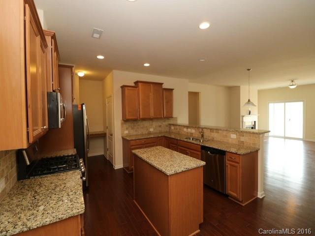 5802 Eleanor Rigby Road, Unit 76 Charlotte, NC 28278 - Photo 6 of 21 Gallery Image 6