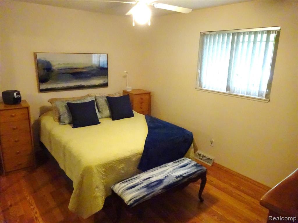 3760 John R Road Rochester Hills, MI 48307 - Photo 17 of 27