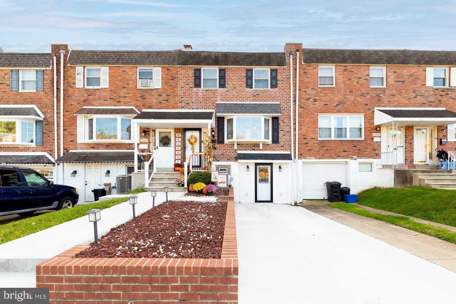 12507 Fedor Road Philadelphia, PA 19154 - Photo 1 of 42