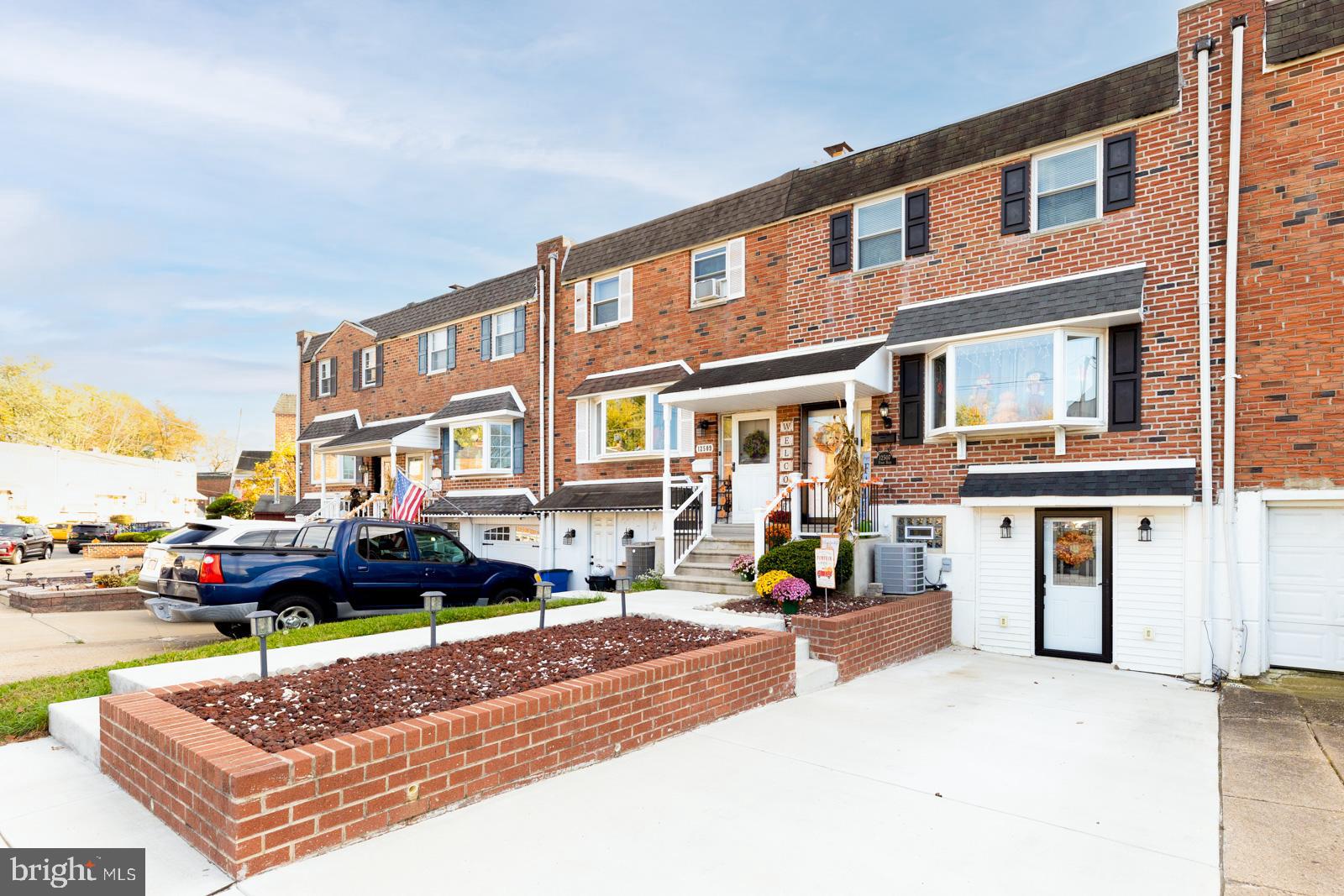 12507 Fedor Road Philadelphia, PA 19154 - Photo 2 of 42