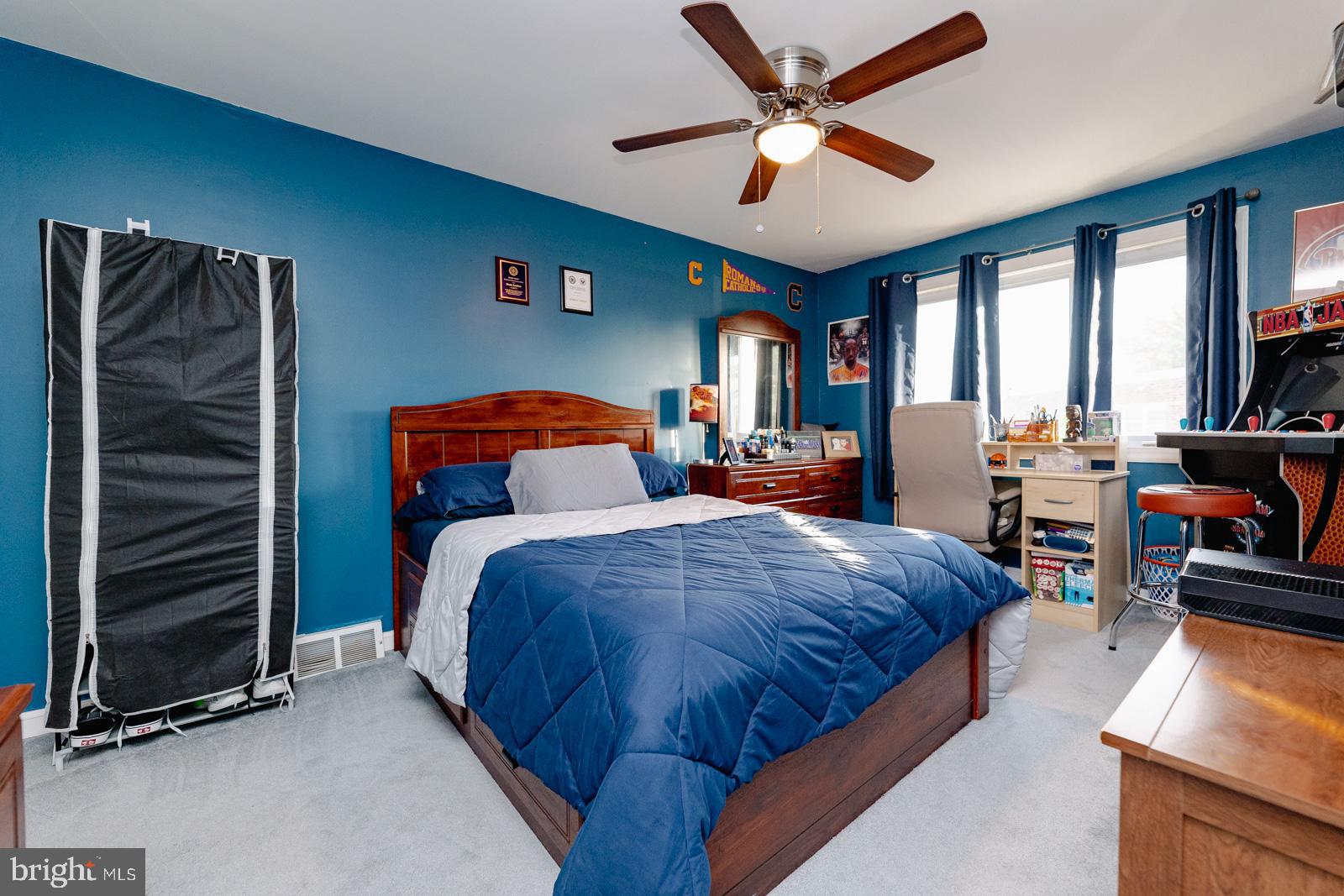 12507 Fedor Road Philadelphia, PA 19154 - Photo 27 of 42