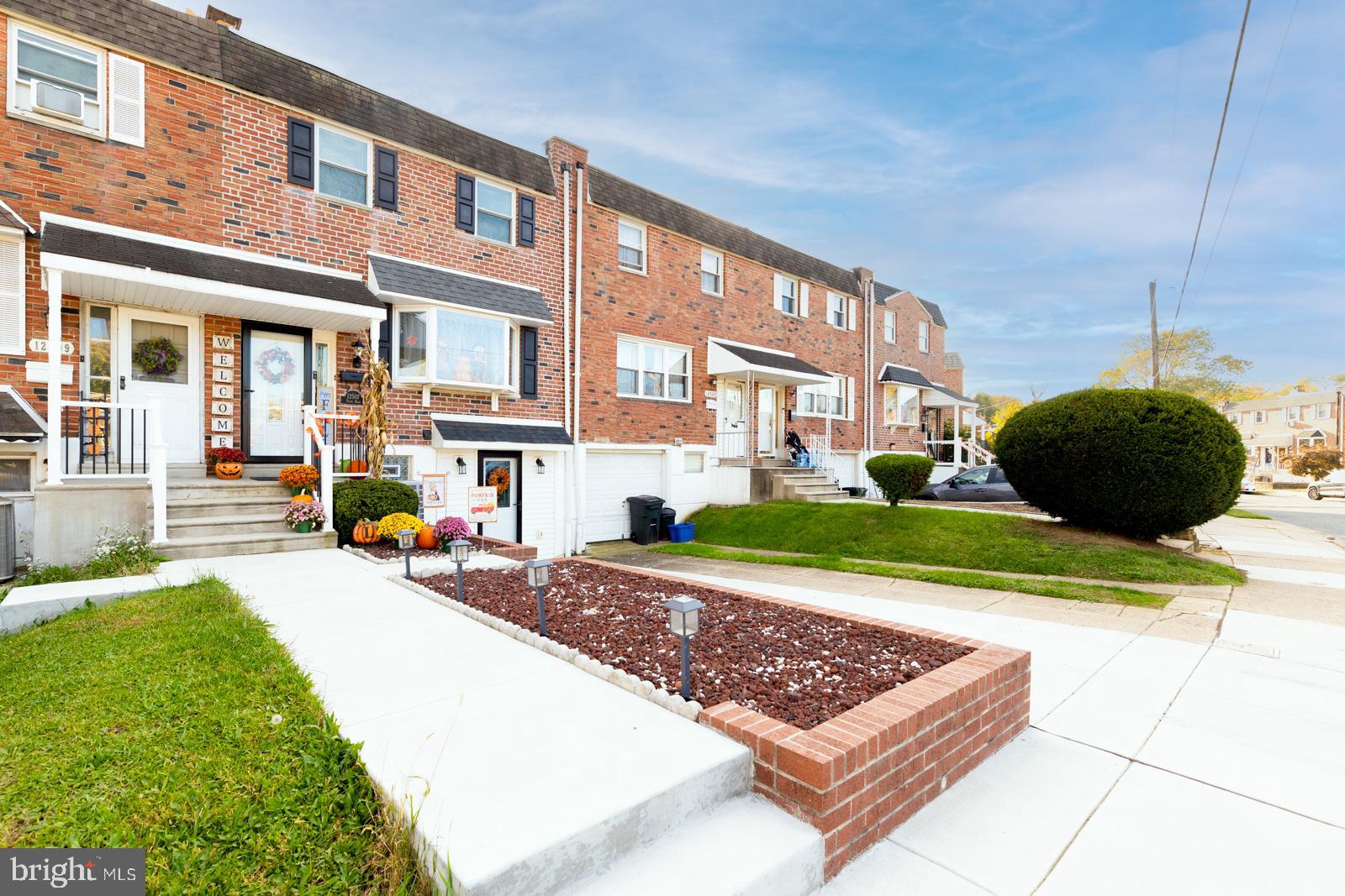 12507 Fedor Road Philadelphia, PA 19154 - Photo 3 of 42